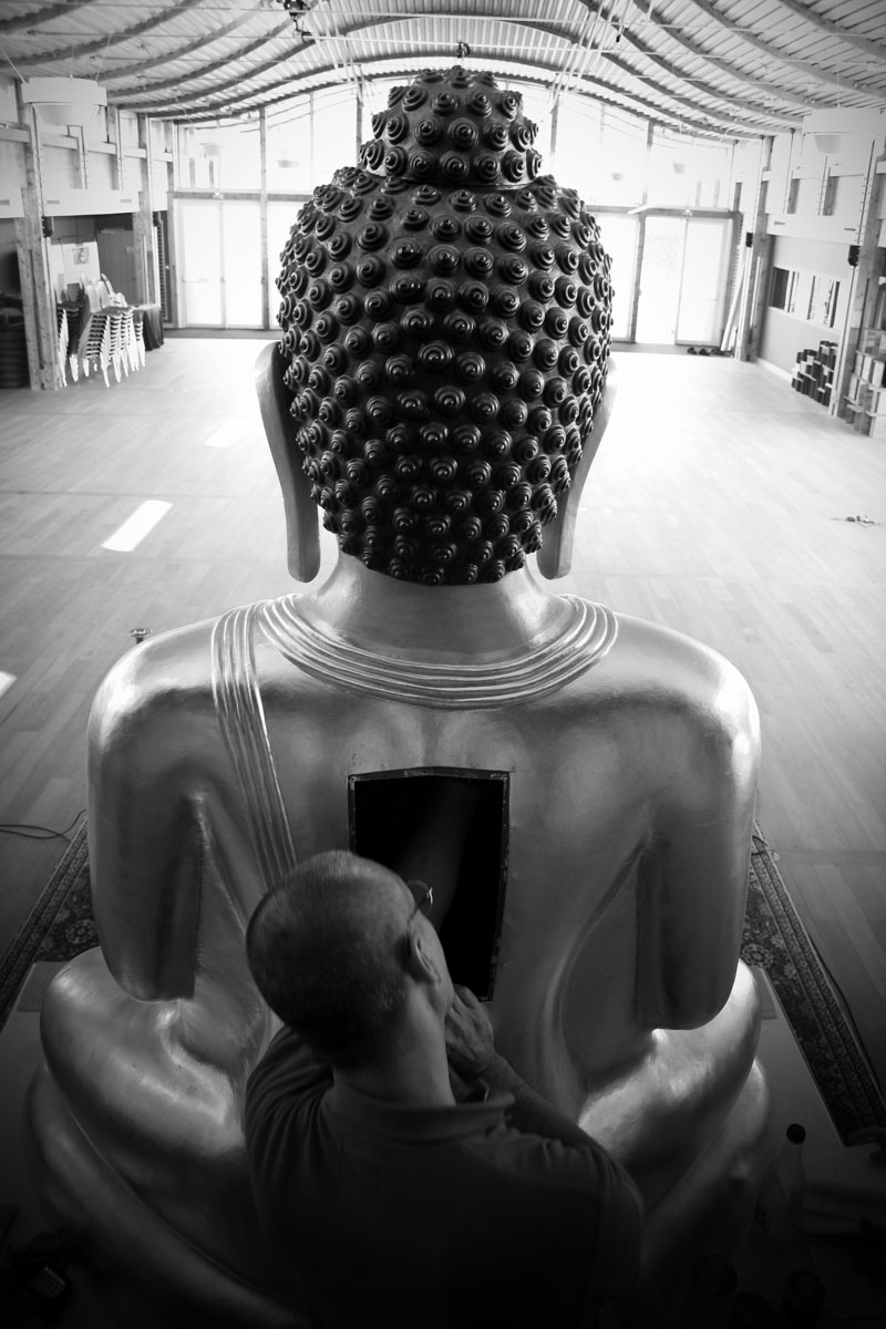 "(...) l’atelier s’est aussi chargé de préparer l’intérieur de la statue, de manière à la rendre parfaitement hermétique (...)."