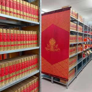 Everything There Is to Know…An Exceptional Collection Comes to Dhagpo’s Library