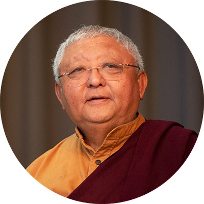 Lama Jigme Rinpoche<br />

