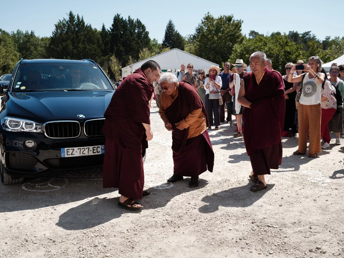 Thayé Dorjé, Sa Sainteté le XVIIᵉ Gyalwa Karmapa, visite Dhagpo Kagyu Ling